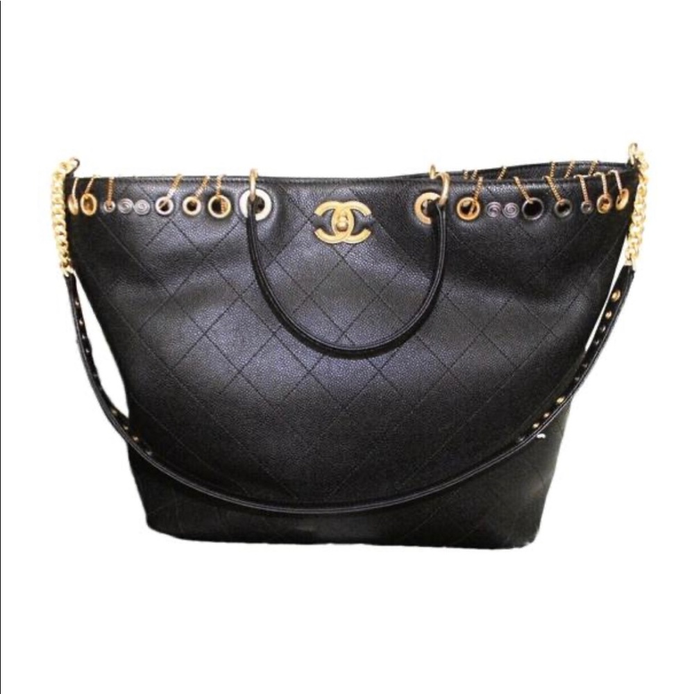 🚫SOLD🚫 NWT Chanel Tote Shopping Bag Caviar CC